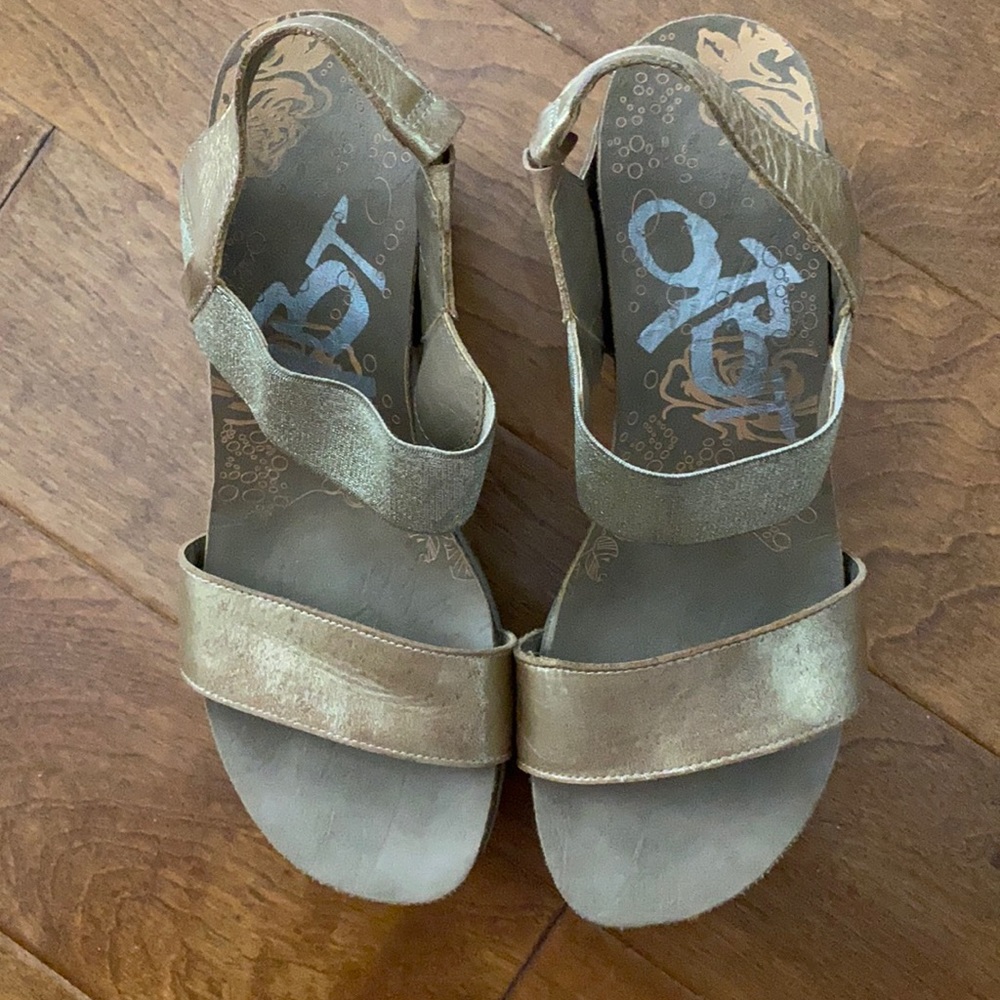 USED OTBT wedges
